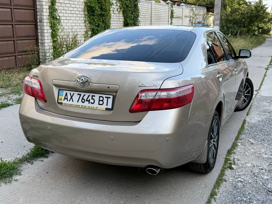 Продам Toyota Camry