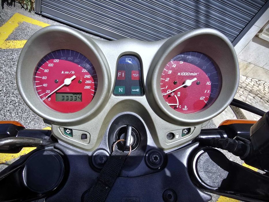Honda X11 ( CB 1100 SF ), 2001, 33.000km, preta, óptimo estado