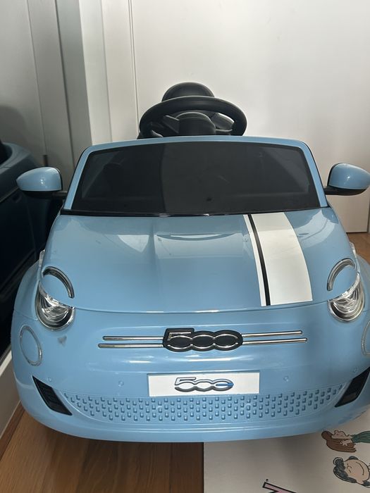 Fiat 500 X eletrico com pedais usado 2x