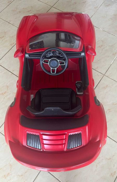 carro de criança PORSCHE 911 TURBO S  - com bateria nova (em garantia)
