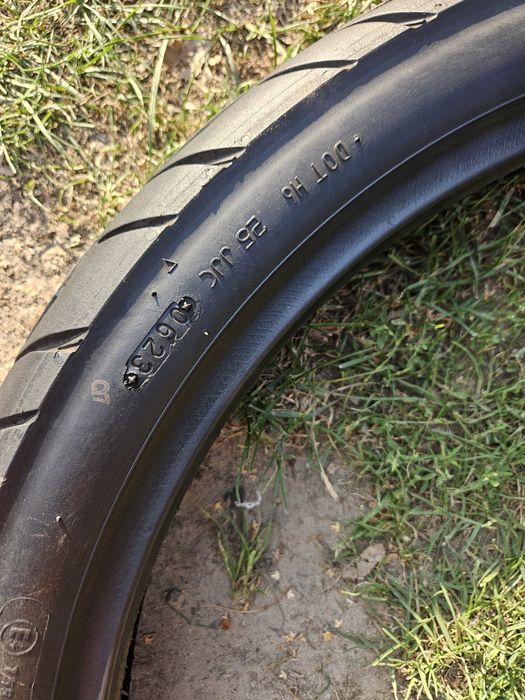 Continental ContiTrailAttack 90/90R21 Dot 0623 Nr.1011
