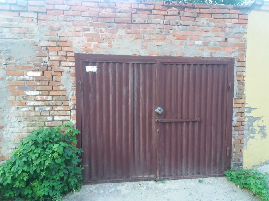 Гараж в центрі Полтави