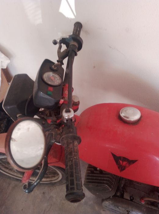 Motorizada casal 5 velocidades.