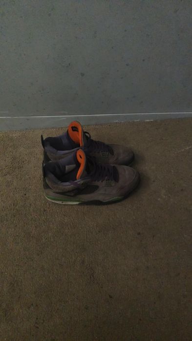 Air Jordan 4 Retro