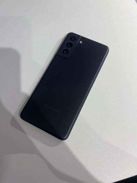 Samsung S21 5G  mało używany