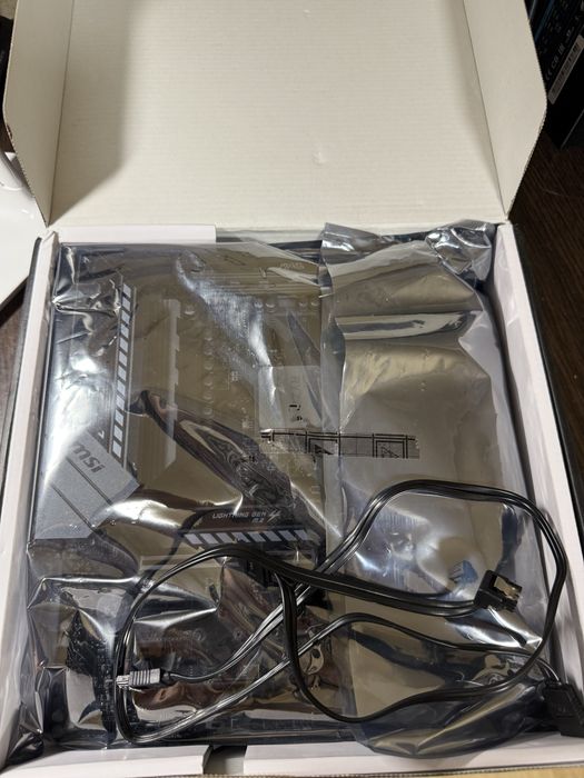 Комплект материнка, процесор, озу MSI MAG B550M + AMD Ryzen 9 5900X