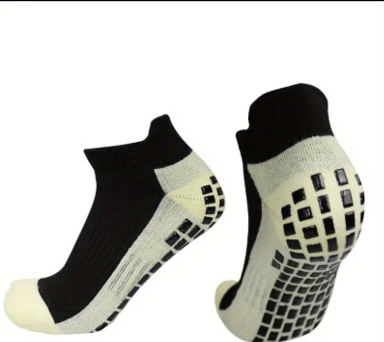 Спортивні нековзаючі шкарпетки  41/44.