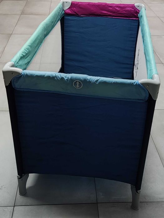 Cama de viagem + colchão