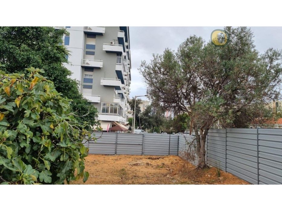 Terreno Urbano para Venda em Faro - Excelente Localização