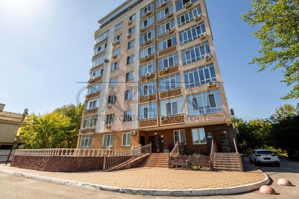 Продаж сучасної 2-кімнатної квартири з газом в ЖК Єнісейська садиба Голосіївський район • Саперна Слобідка • вул. Бузька, 8