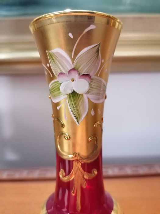 Delicada Jarra assinada, em Vidro Murano