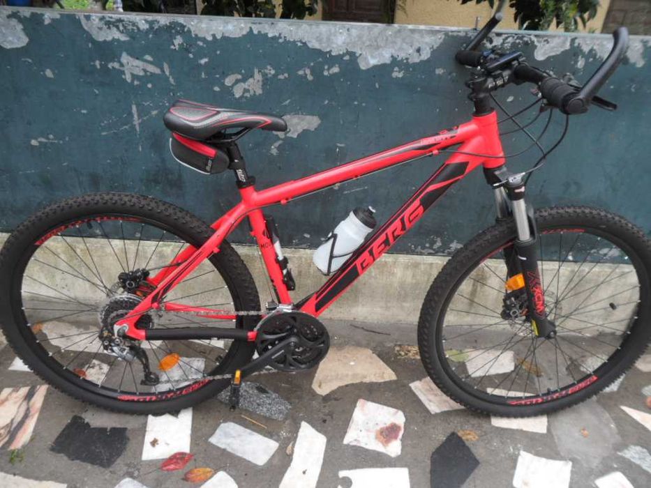 BTT Berg Trailrock 70 c/extras