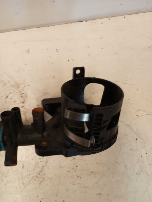 Suporte Filtro Combustível e Falange de Água Mercedes OM651 (A6512001556)