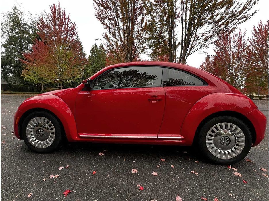 Volkswagen Beetle      2015