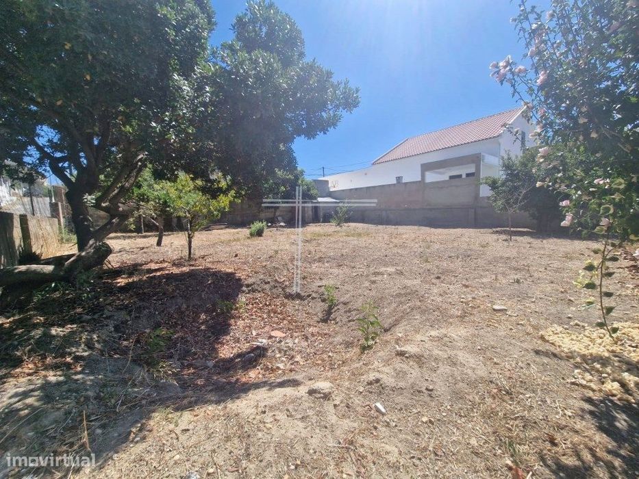 Terreno com projeto de arquitetura aprovado - Vale Cavala