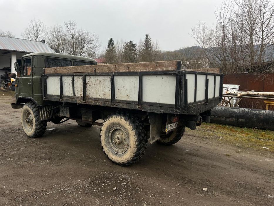 Газ 66 бортовий.