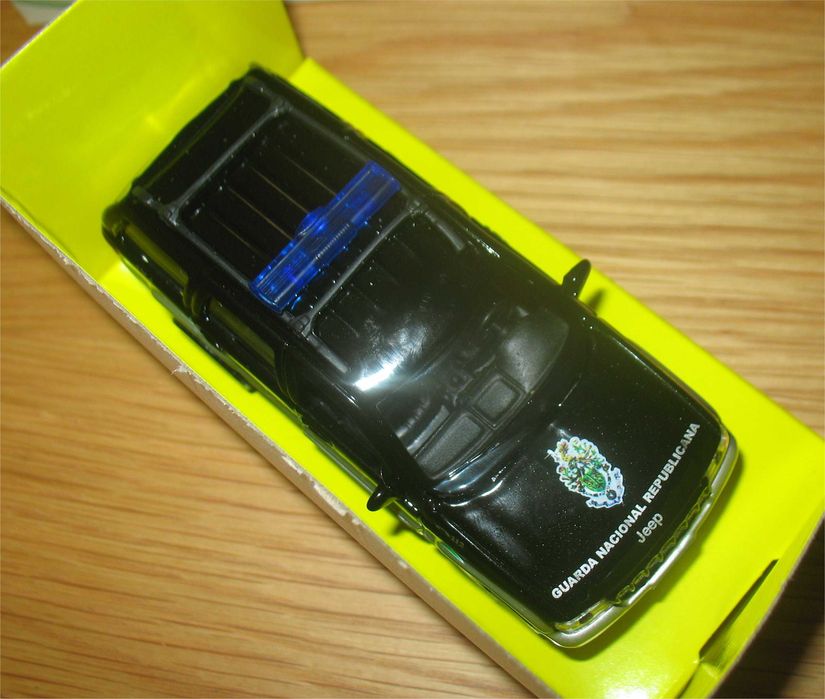 Maisto - Jeep Grand Cherokee - Guarda Nacional Republicana (100 anos)