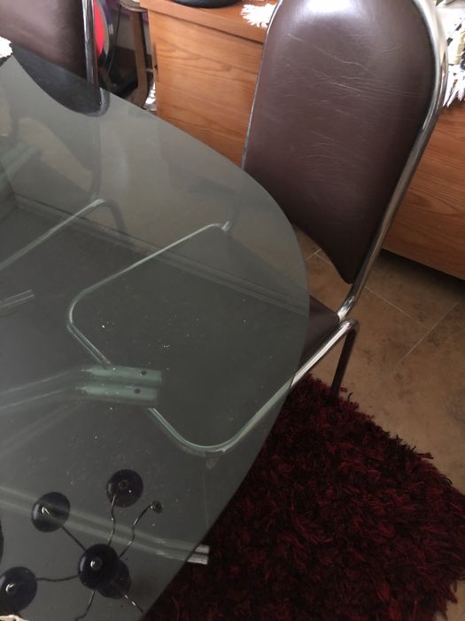 Mesa de vidro + cadeiras 6 lugares