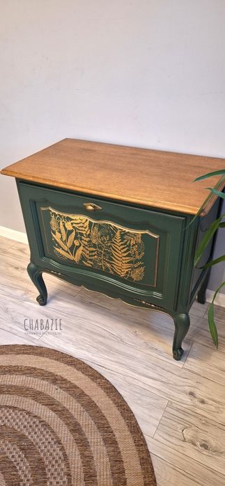 Piękna szafka komoda ludwikowska