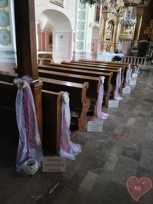 Dekoracja kościoła na Ceremonię Ślubną