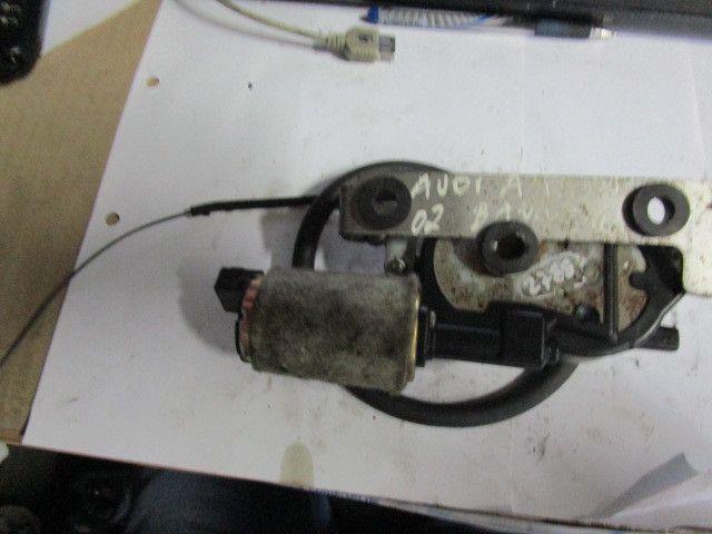 Motor regulação de bancos AUDI A6 (4B2, C5)