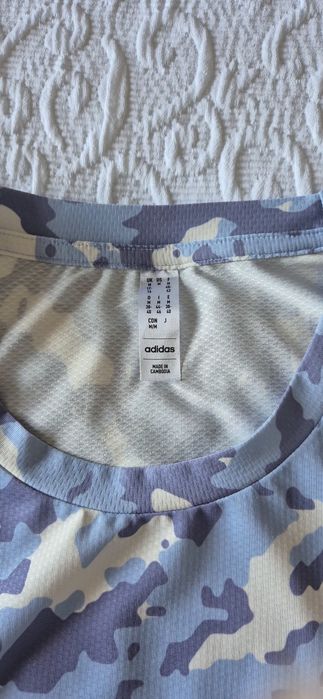 T-shirt desporto Adidas