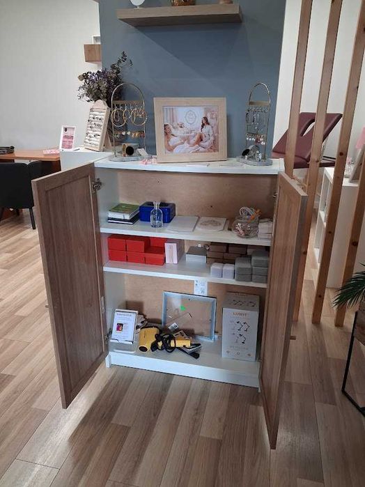 Móvel / Estante BILLY IKEA com Portas OXBERG Carvalho