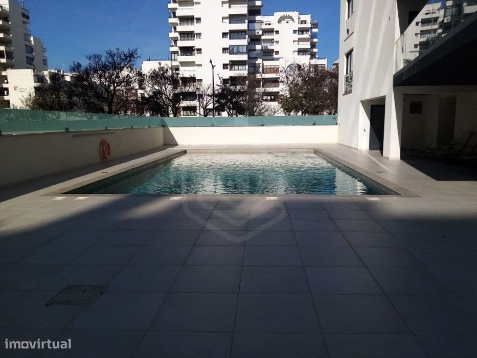 Apartamento T2 para venda em Quarteira, Algarve