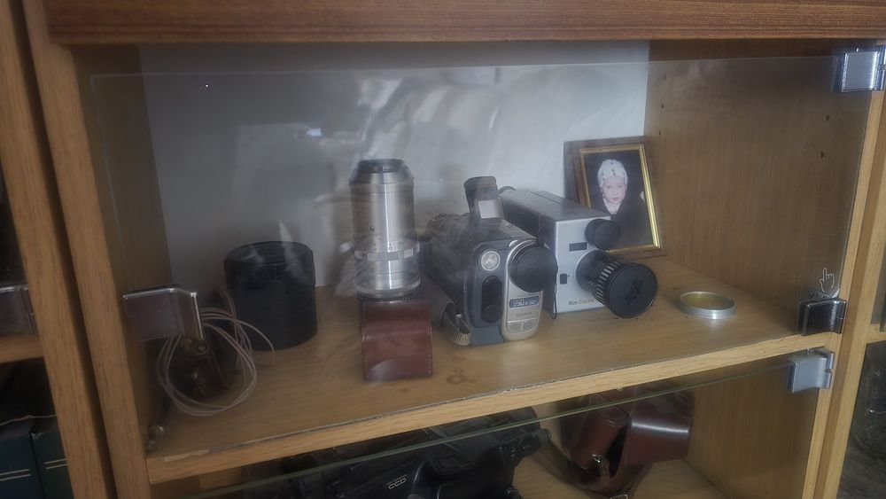Stare aparaty fotograficzne i kamery video 8