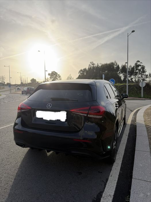 Mercedes AMG A250e foto 2