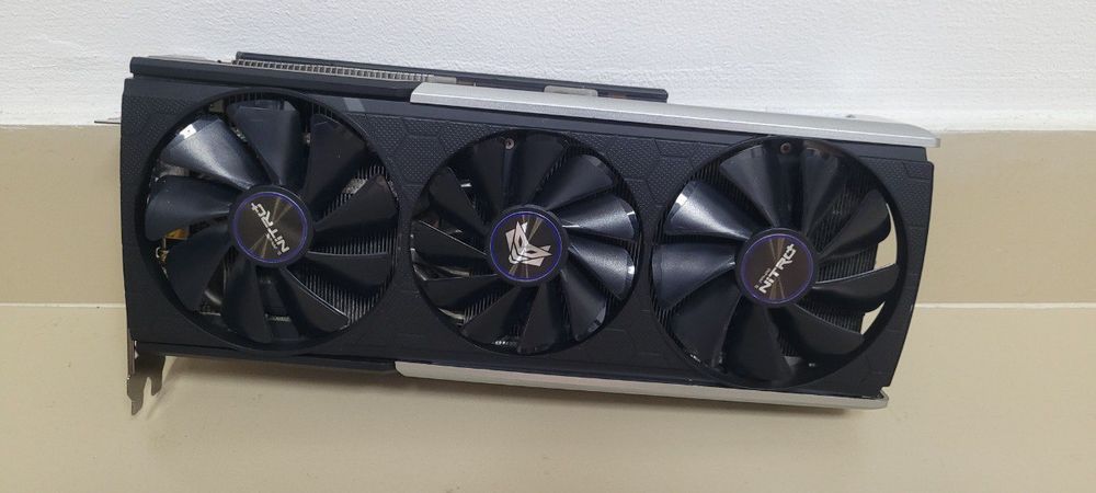 Відеокарта Sapphire nitro+ rx 5700 xt 8gb