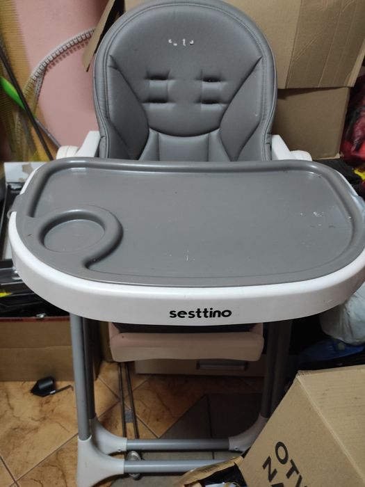 Oddam za darmo krzesełko do karmienia sesttino