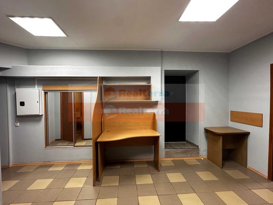 Без % Панаса Мирного, 9-Б. Печерський район, 85 кв.м.