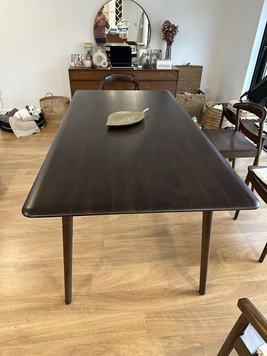 Mesa de refeições Nogueira