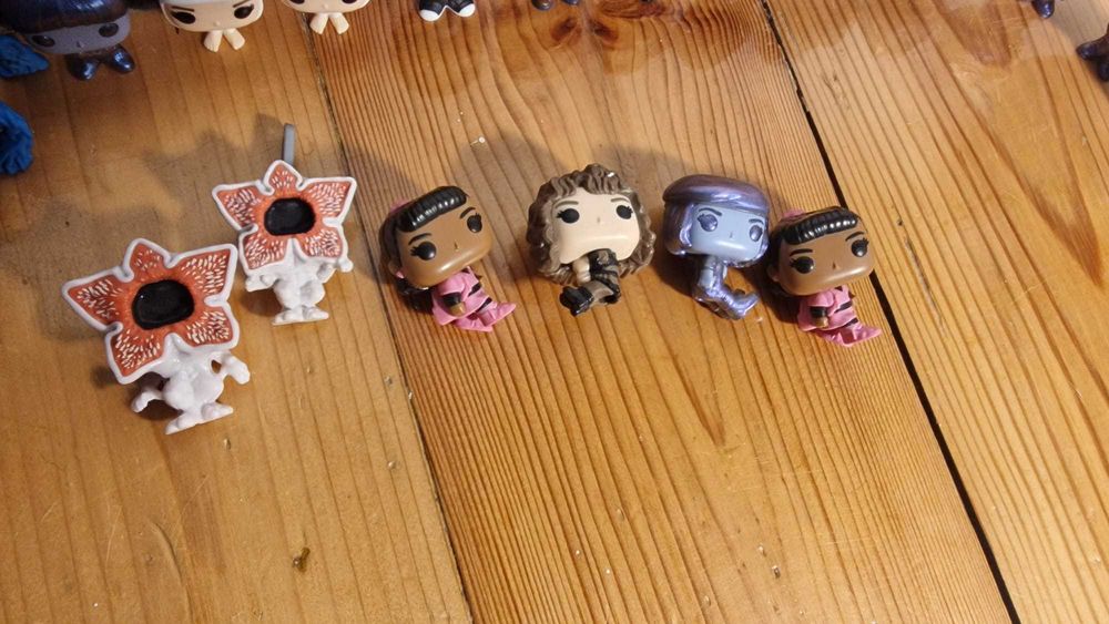 figurki Strenger Things