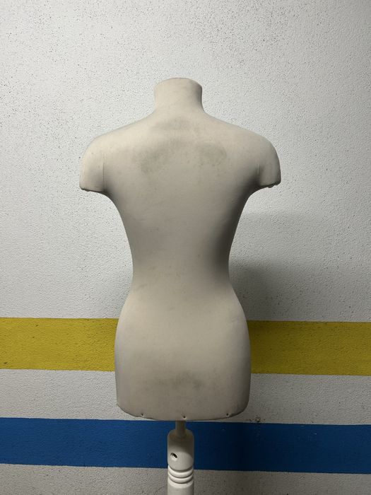 Manequim Feminino