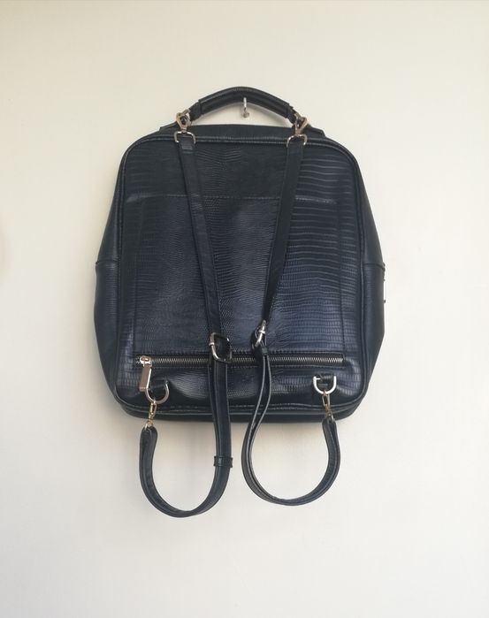 Mochila escolar marca Parfois