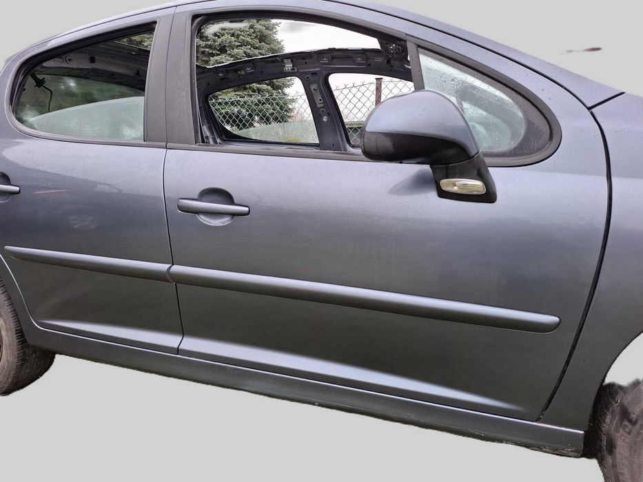 Na części Peugeot 207 1.6Thp maska błotnik drzwi EZW lampy poduszki