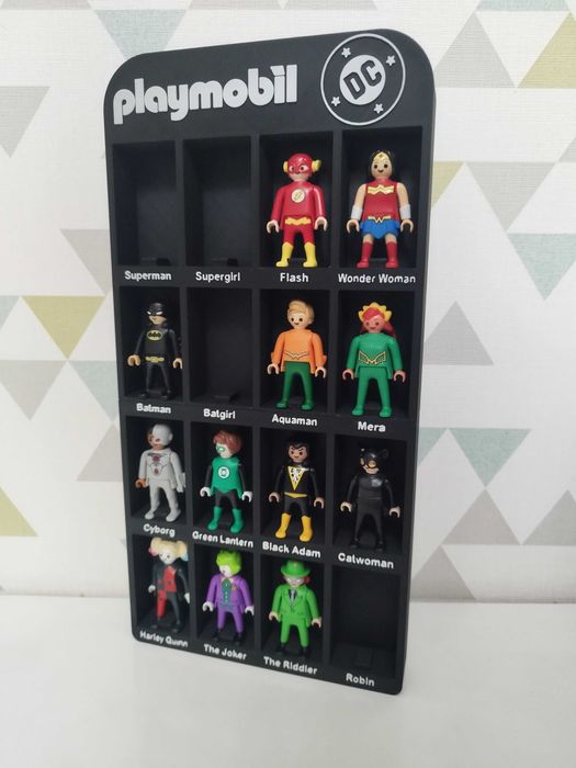 Expositor Playmobil DC kinder