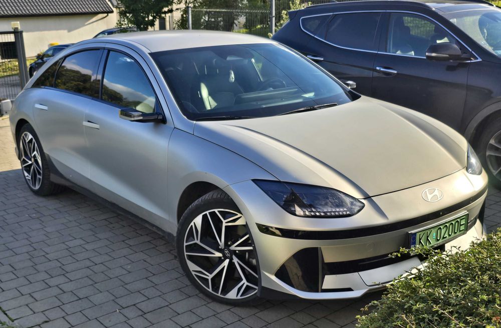 Cesja leasingu Hyundai IONIQ 6 UNIQ z 2023 roku