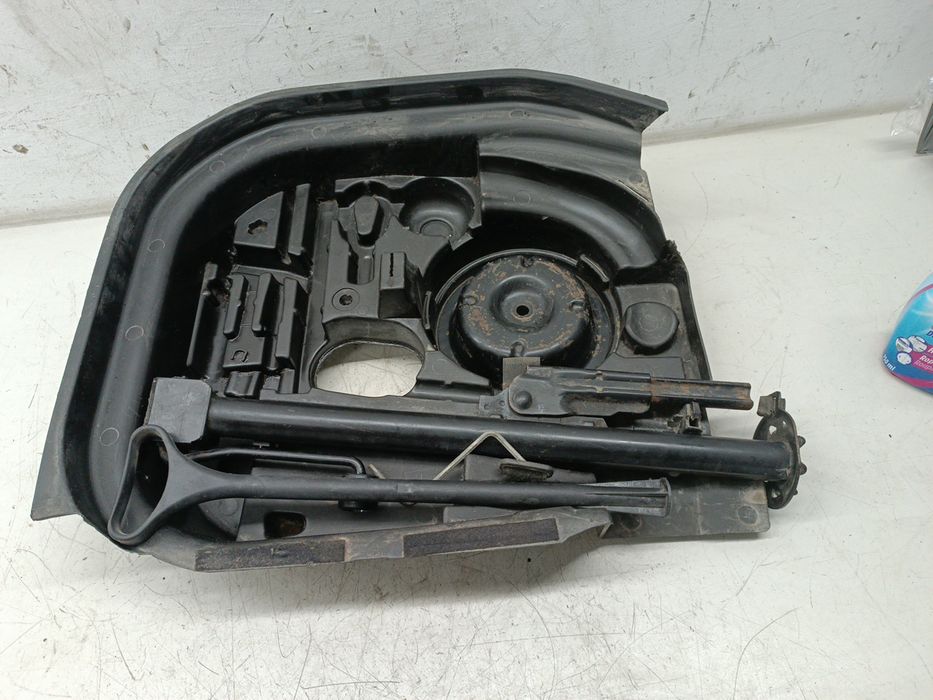 Kit de troca de pneu - BMW 3 Compact (E36) | 94 - 00