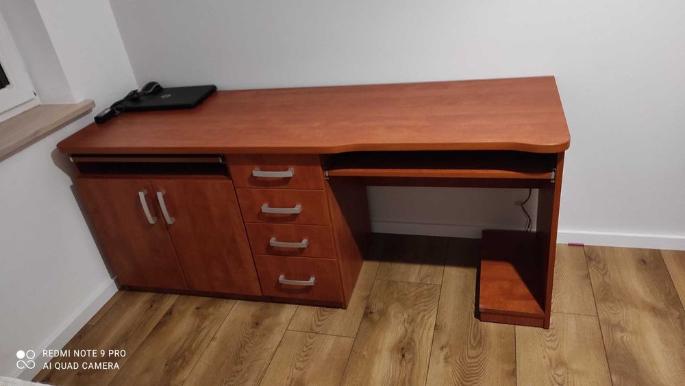 Zestaw mebli młodzieżowych / dla studenta