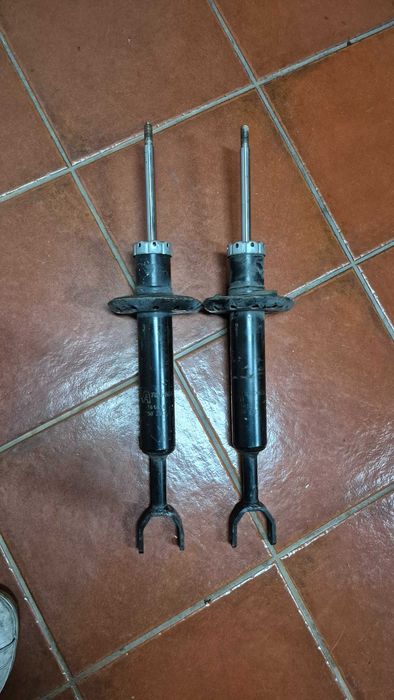 Amortecedores TA TECHNIX Frontais p/ AUDI A4 B5 (8D)/ A6 C5/ PASSAT B5