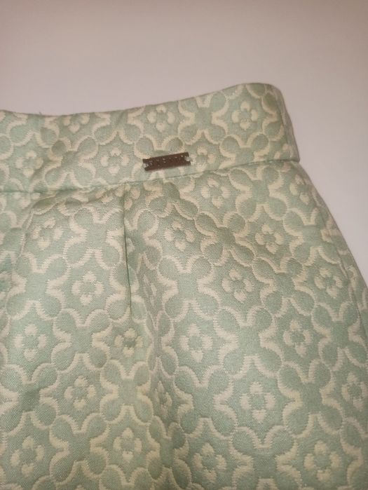 Piękna spódnica na podszewce Mohito rozmiar 36