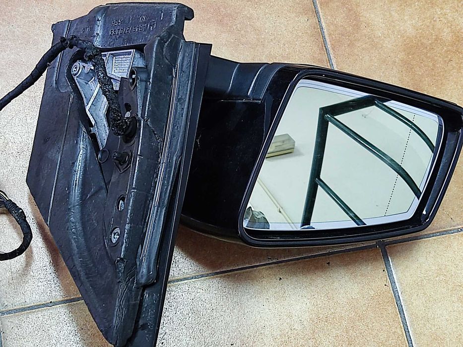 Espelho esquerdo Mercedes B180 Original 2014