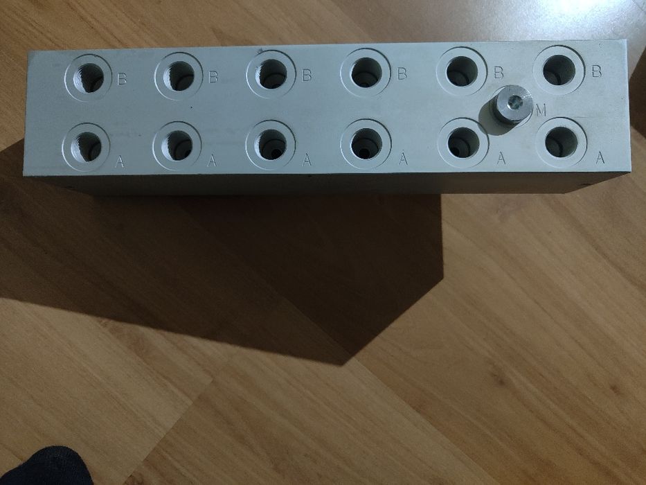 5 sekcyjny CETOP 3 NG6