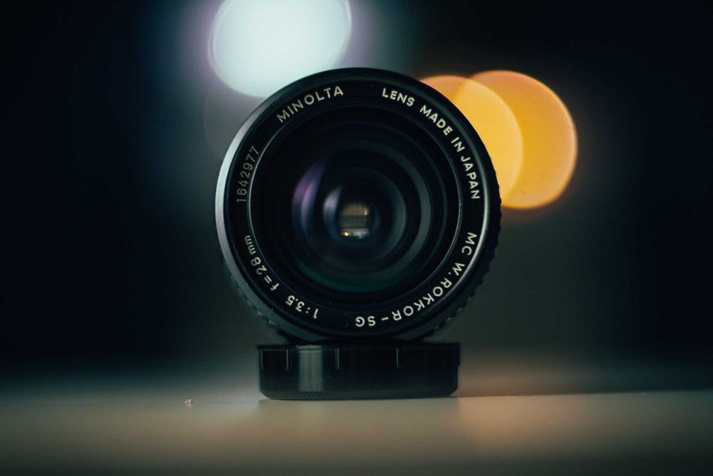 Minolta MC W.Rokkor-SG 28mm f/3.5 – stan bdb, oryginalne dekielki