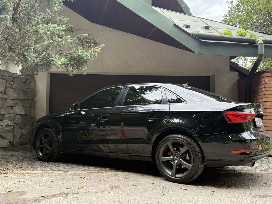 Audi A3 sedan 2015