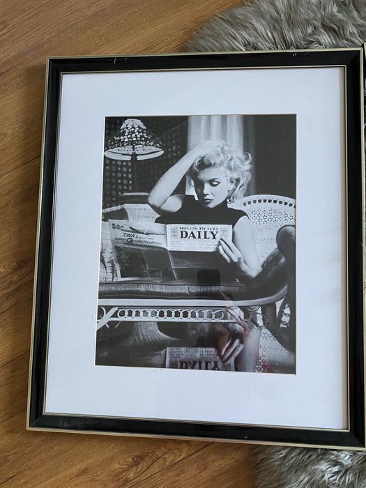 2 obrazy w ramach merlin monroe almi decor 54x64