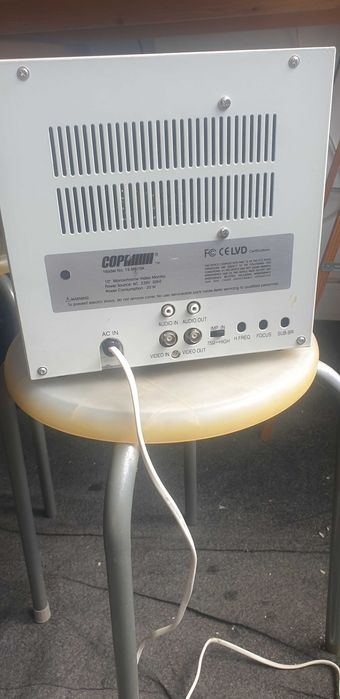 Monitor Monochrome 1064575438588163122